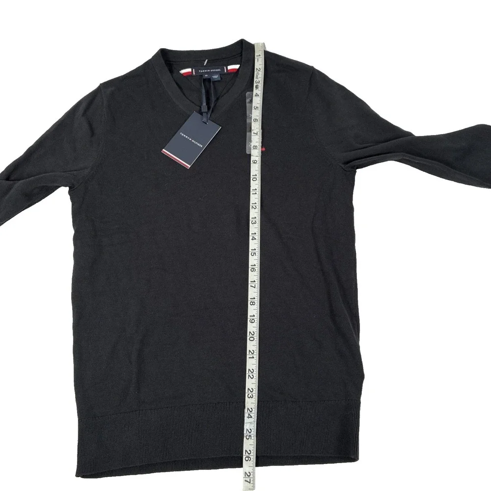 New Tommy Hilfiger Men's Essential Cotton V-Neck Sweater Size XS‎ Black NWT